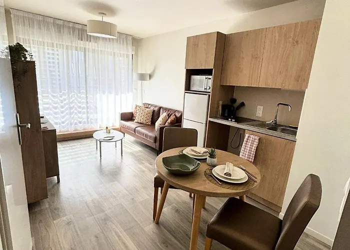 Zenao Apartahotel 3*